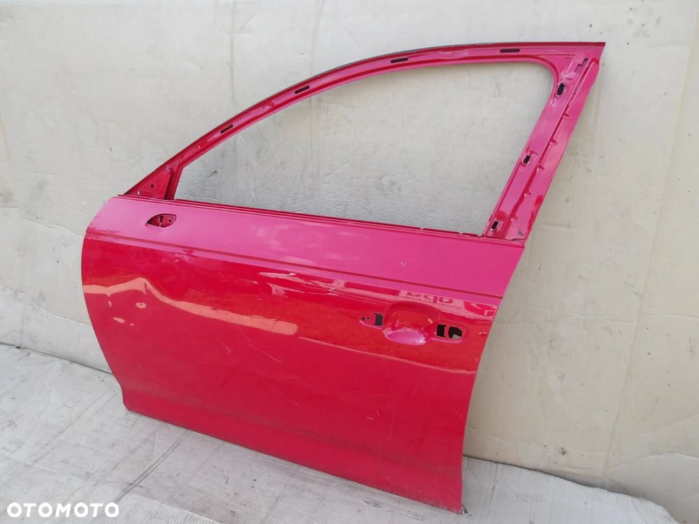 DRZWI LEWY PRZOD AUDI A4 B9 - 2