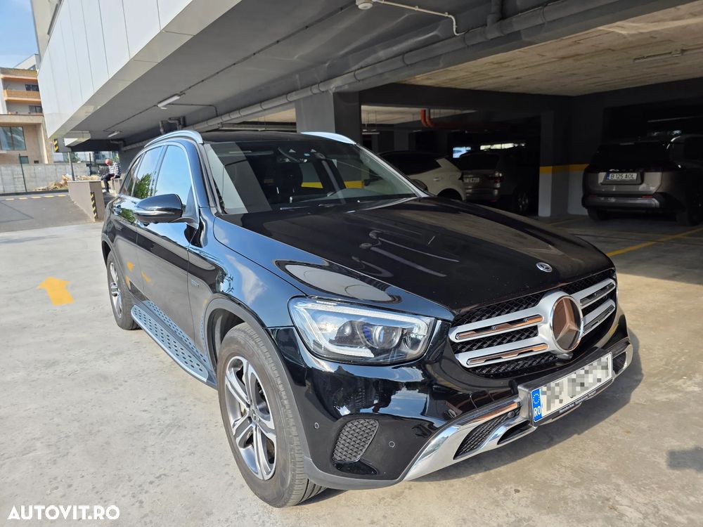 Mercedes-Benz GLC 300 e 4MATIC - 12