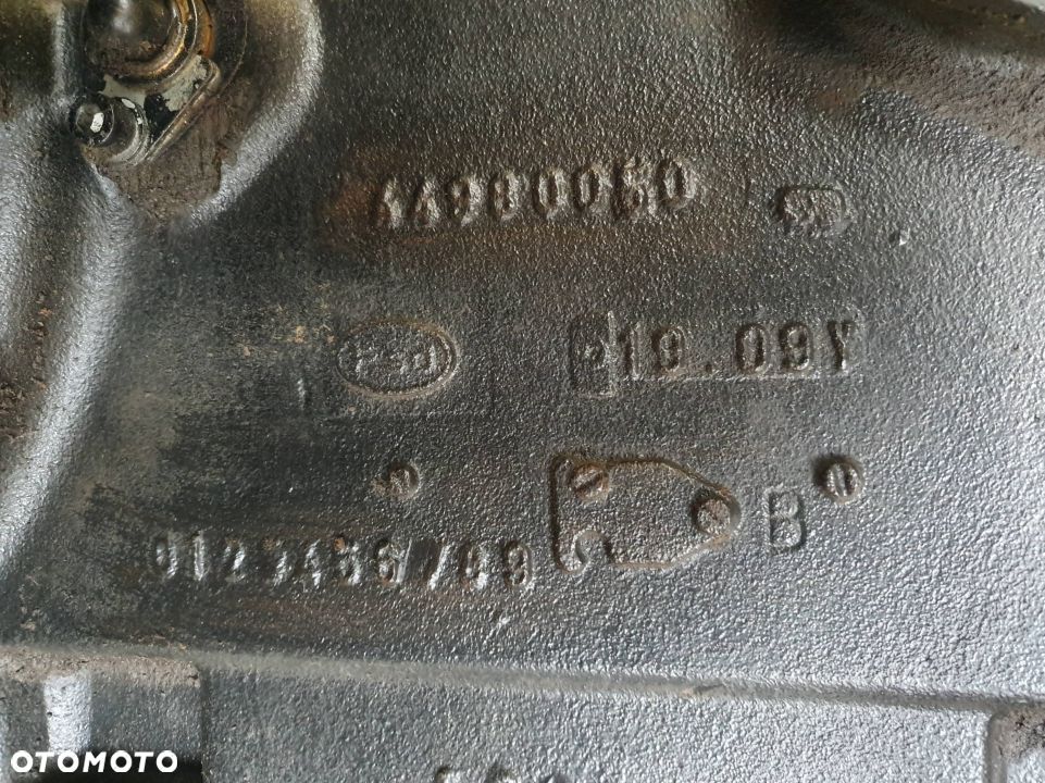 OBUDOWA TRAKTOR NEW HOLLAND T6.175 SKRZYNI T6 - 6