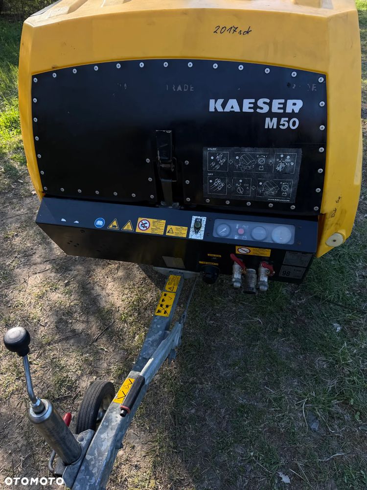 Kubota Kaeser M52 Kompresor Śrubowy Sprężarka 5,7m3. Przyczepka jezdna do rejestracji jako pojazd. 2018 rok. Regulacja ciśnienia bar od 3-8. Silnik Kubota 4cylindry. 50km. Potężna moc. Sprowadzony z Norwegii. Maszyna jak Nowa z Salonu! 1340 mtg. Okazja. Zadbana Maszyna. Dokumenty do rejestracji, książka KAESER - 38