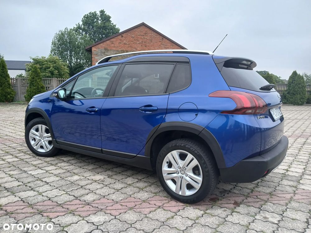 Peugeot 2008 PureTech 110 GPF Stop&Start EAT6 Signature - 3