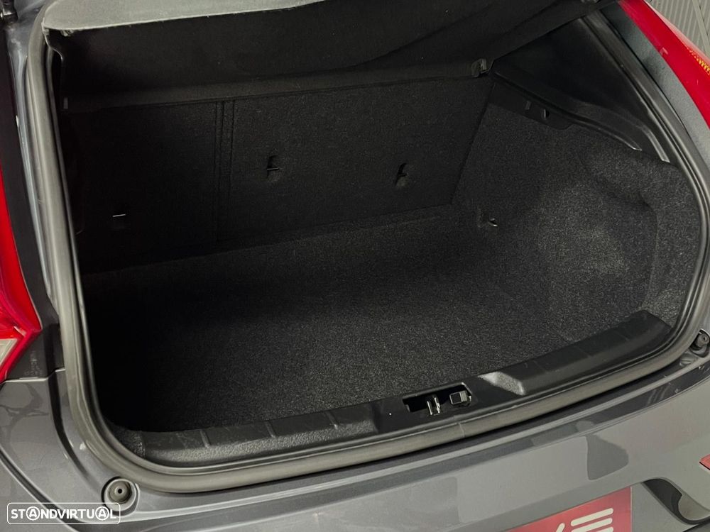 Volvo V40 1.6 D2 Eco Momentum - 25