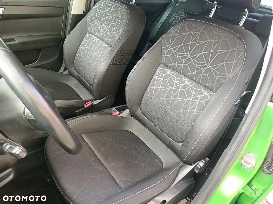 Skoda Fabia 1.0 TSI Ambition - 10