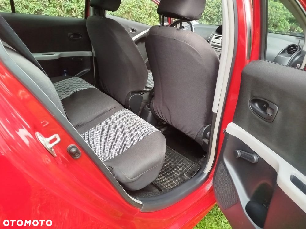 Toyota Yaris 1.0 Luna - 11