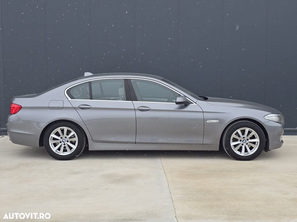 BMW Seria 5 520d Blue Performance - 11