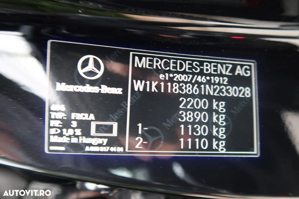 Mercedes-Benz CLA 250 e 8G-DCT AMG Line - 29