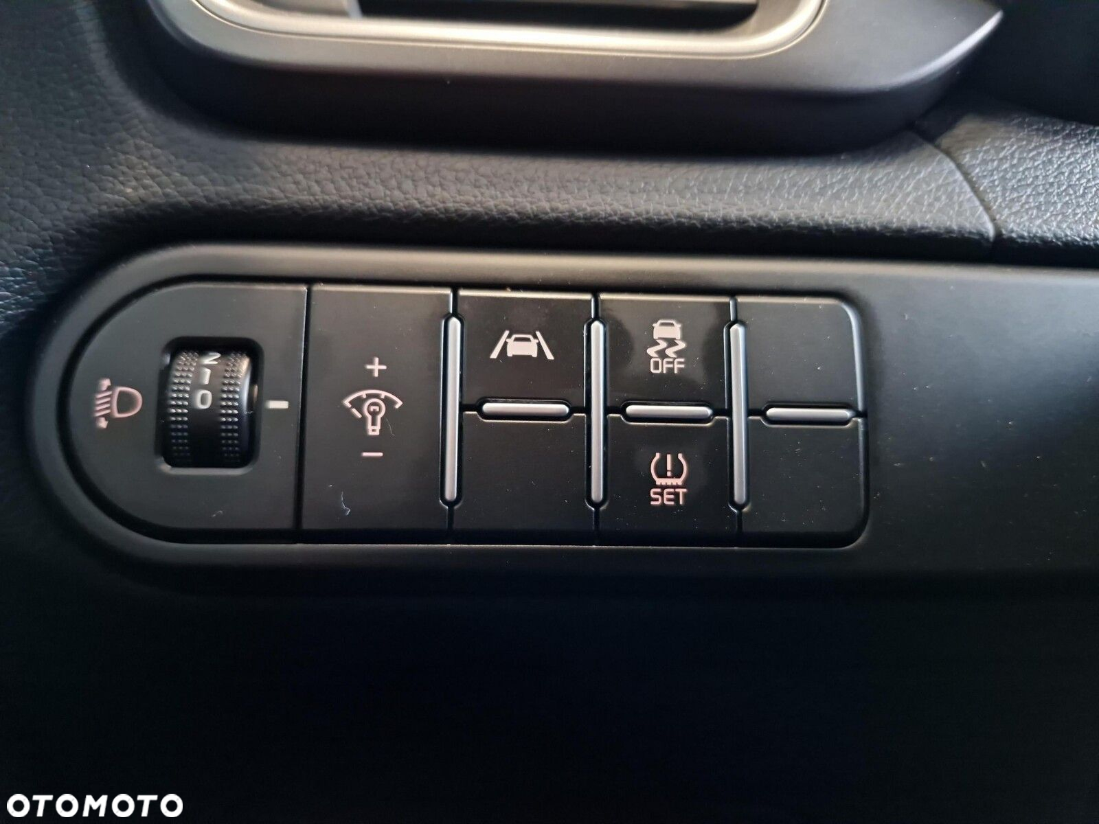 Kia Ceed 1.5 T-GDI M DCT - 29