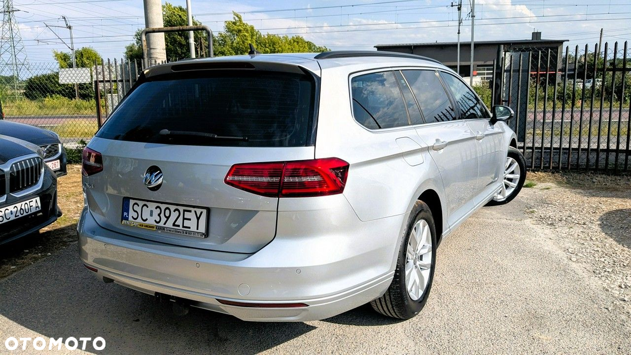 Volkswagen Passat - 6