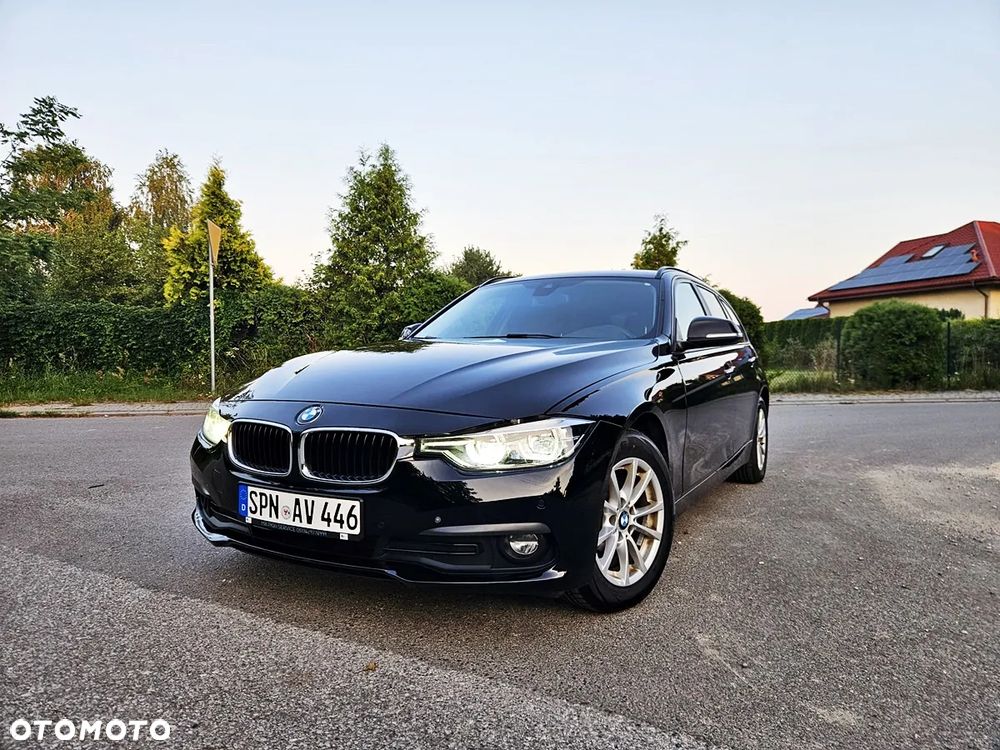 BMW Seria 3 318d Edition Luxury Line Purity