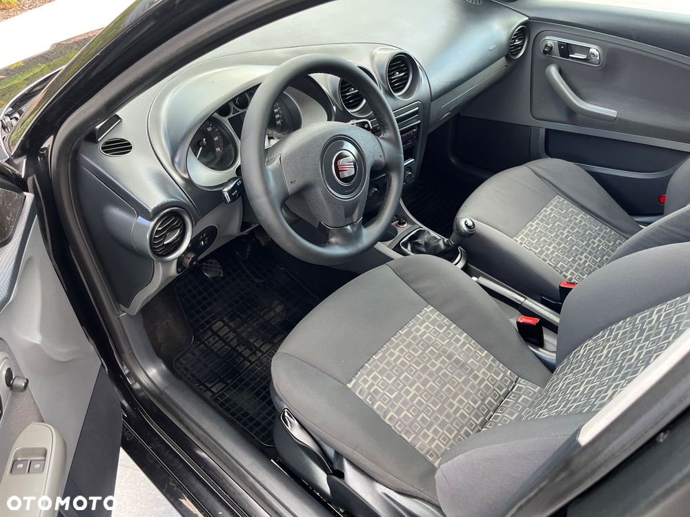 Seat Ibiza 1.4 16V Passion - 12