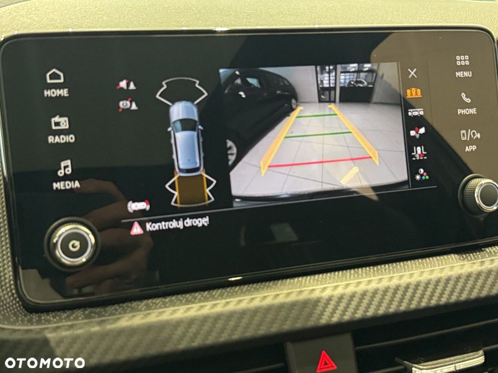 Skoda Kamiq 1.5 TSI Monte Carlo DSG - 40