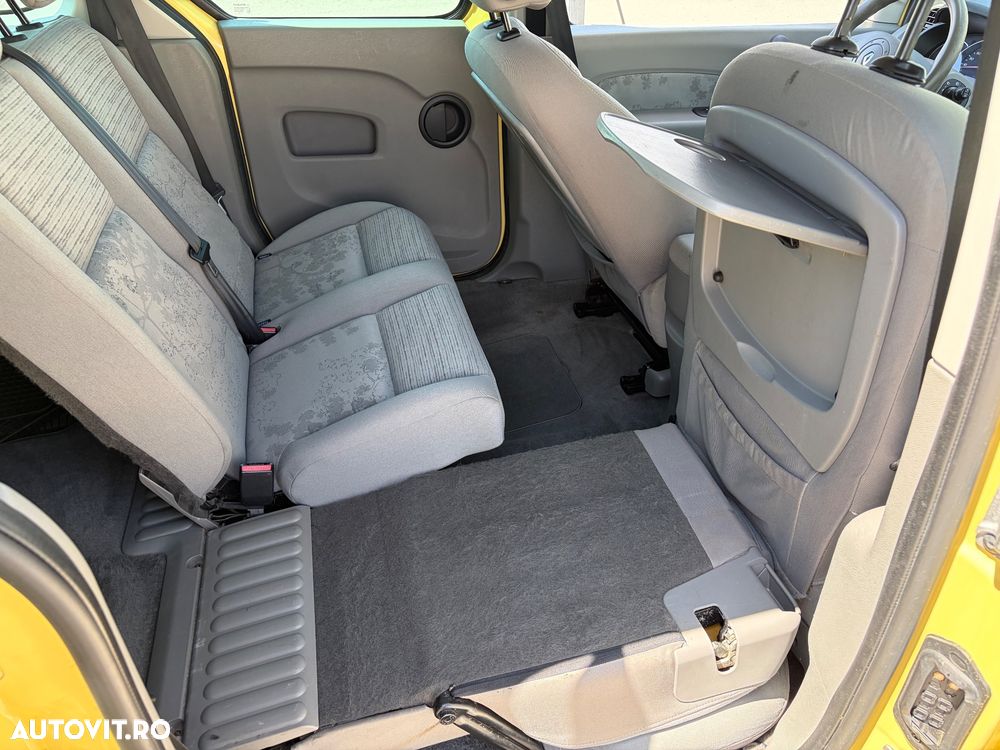 Renault Kangoo 1.5 dCI Privilege - 9