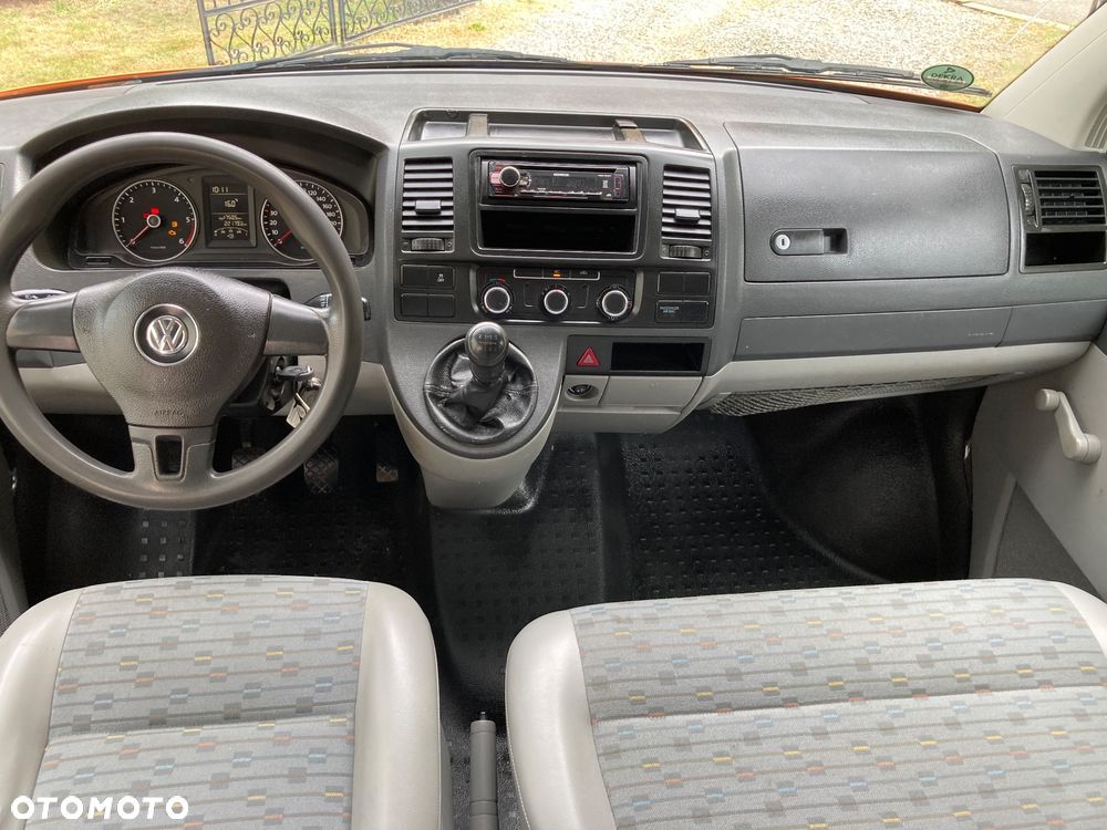 Volkswagen T5 lift - 11