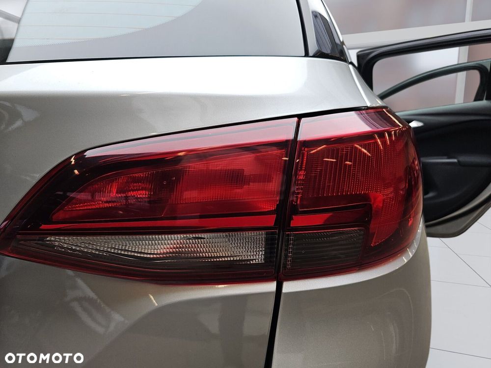 Opel Astra 1.2 T Edition S&S - 30