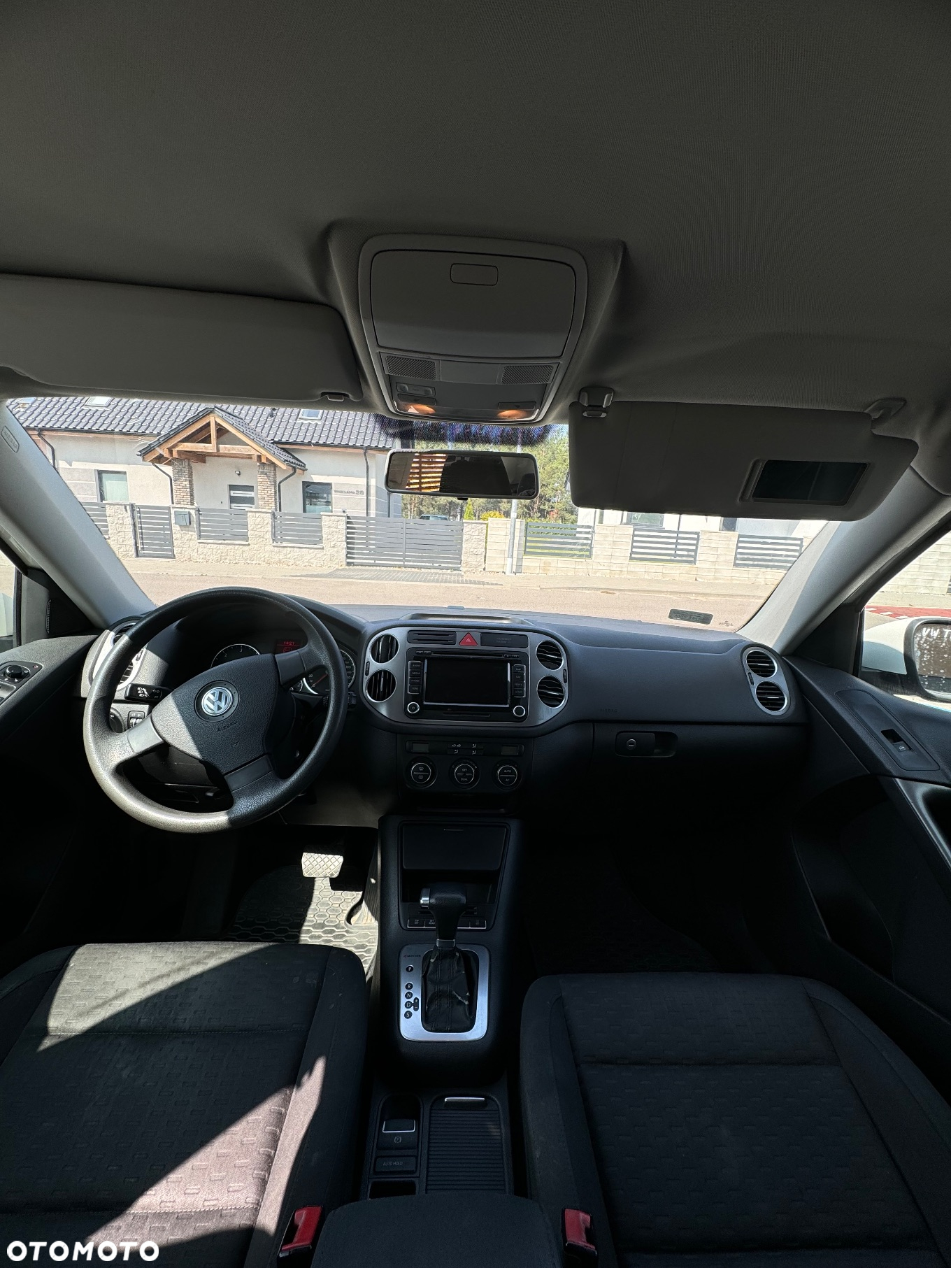 Volkswagen Tiguan - 10