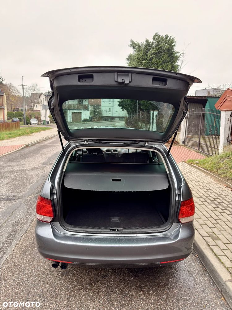 Volkswagen Golf Variant 2.0 TDI DPF Style - 9