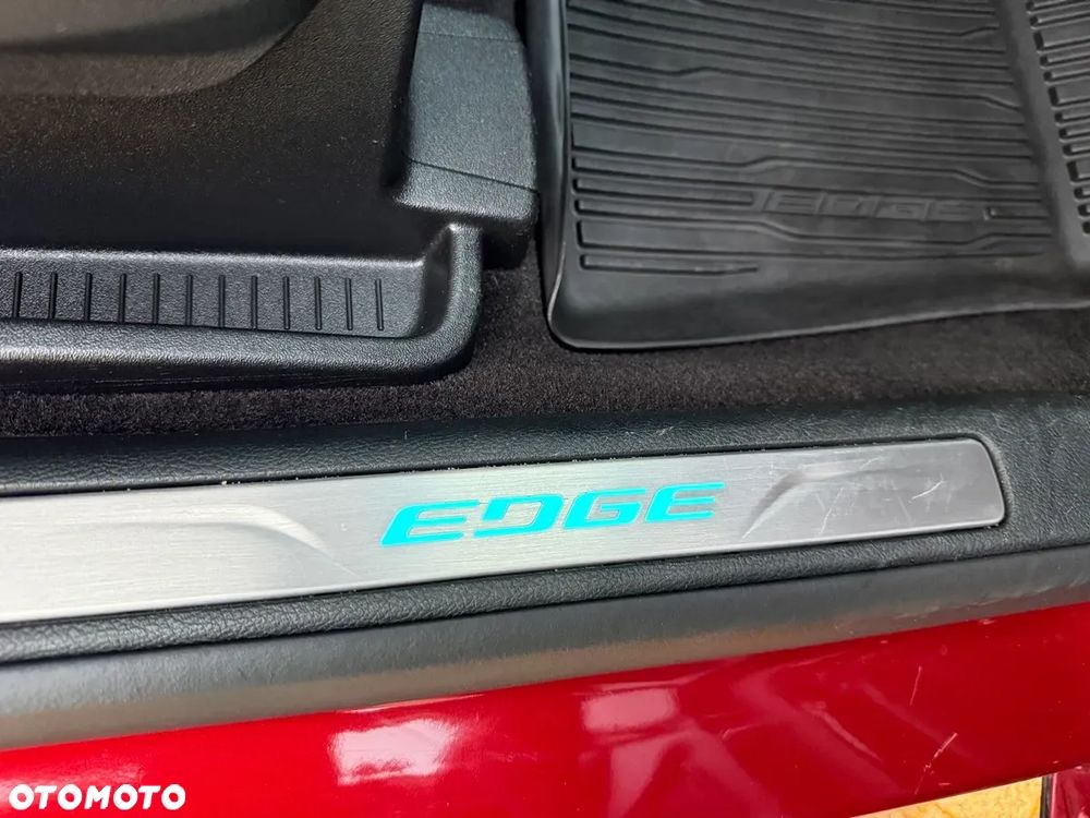 Ford Edge - 36