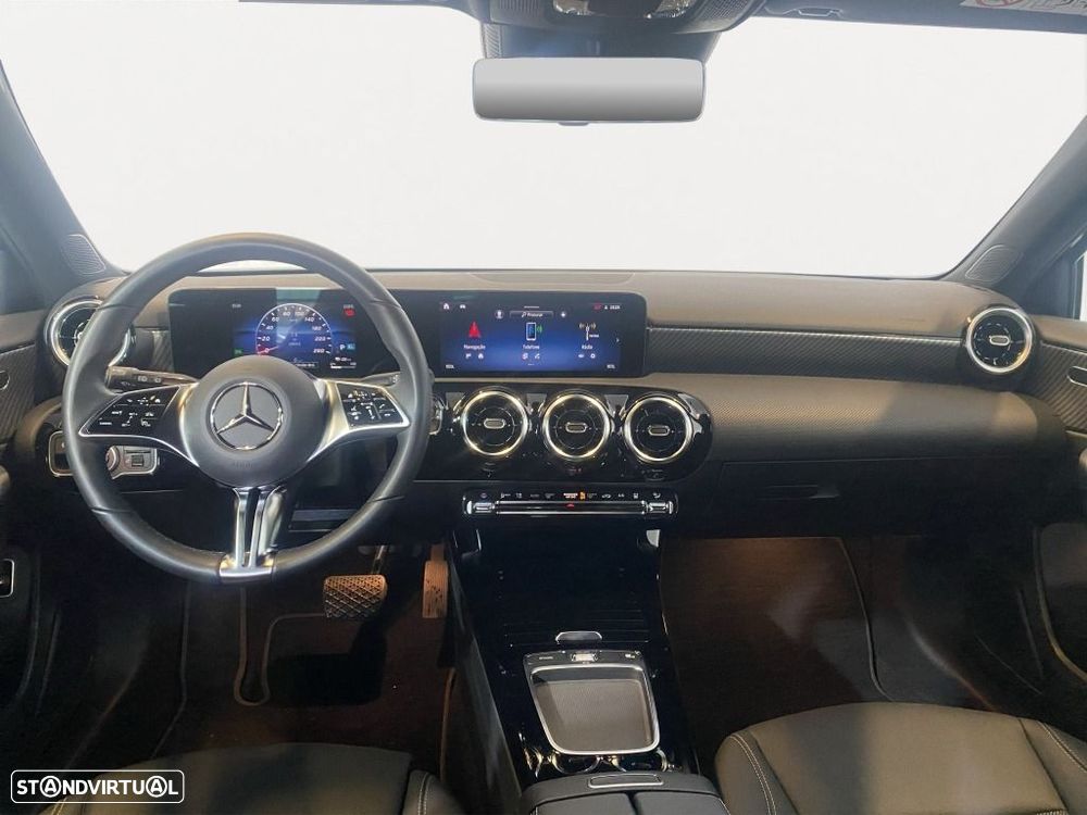 Mercedes-Benz A 250 e Progressive - 12