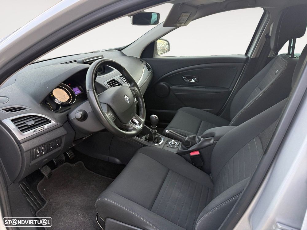 Renault Mégane 1.5 dCi Limited - 9