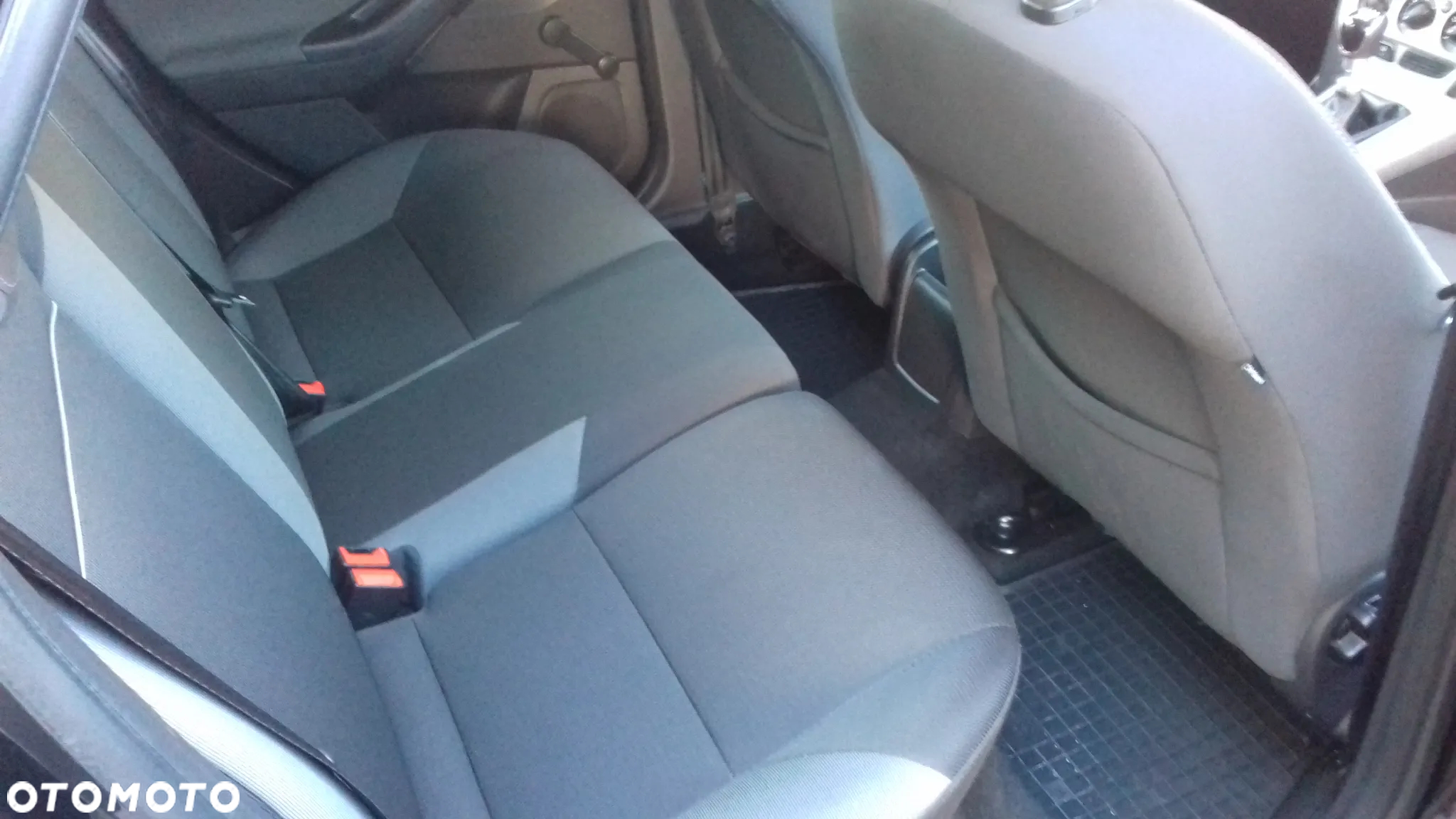 Ford Focus 1.6 TDCi Edition - 8