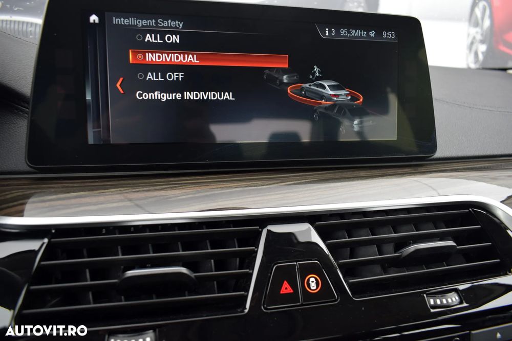 BMW Seria 5 520d Efficient Dynamics Edition Aut. Luxury Line - 28