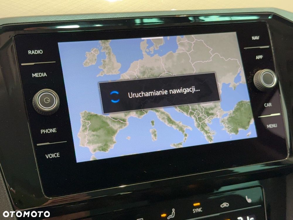 Volkswagen Passat Variant 2.0 TSI Business DSG - 30
