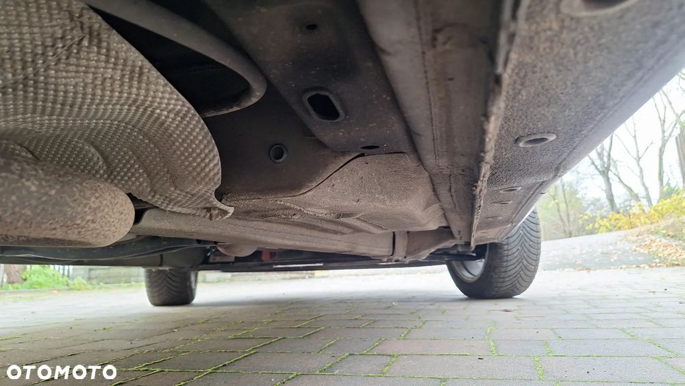 Ford Fiesta 1.4 Titanium EU6 - 15