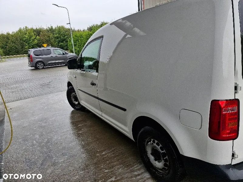 Volkswagen Caddy - 11