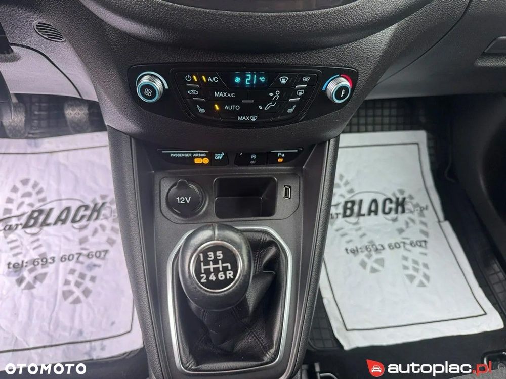 Ford Tourneo Courier - 15