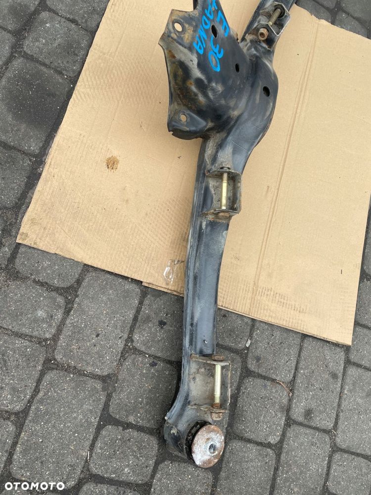 belka zawieszenia tył bmw e36 compact e30 ładna oryginał bmw - 2
