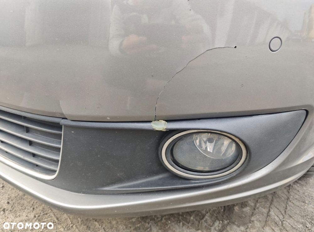 Volkswagen Touran 2.0 TDI Highline - 28