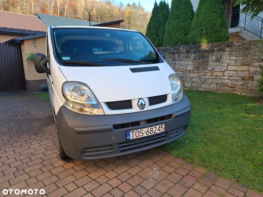 Renault TRAFIC - 1