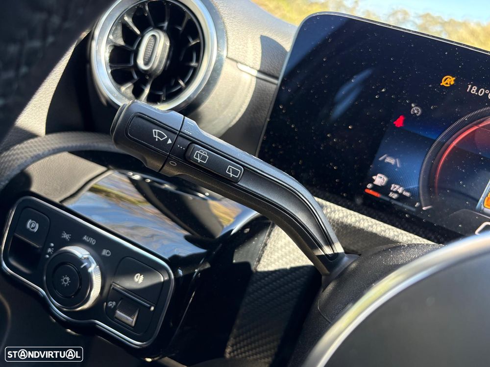 Mercedes-Benz A 180 d 8G-DCT - 15