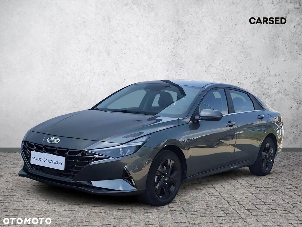 Hyundai Elantra - 2