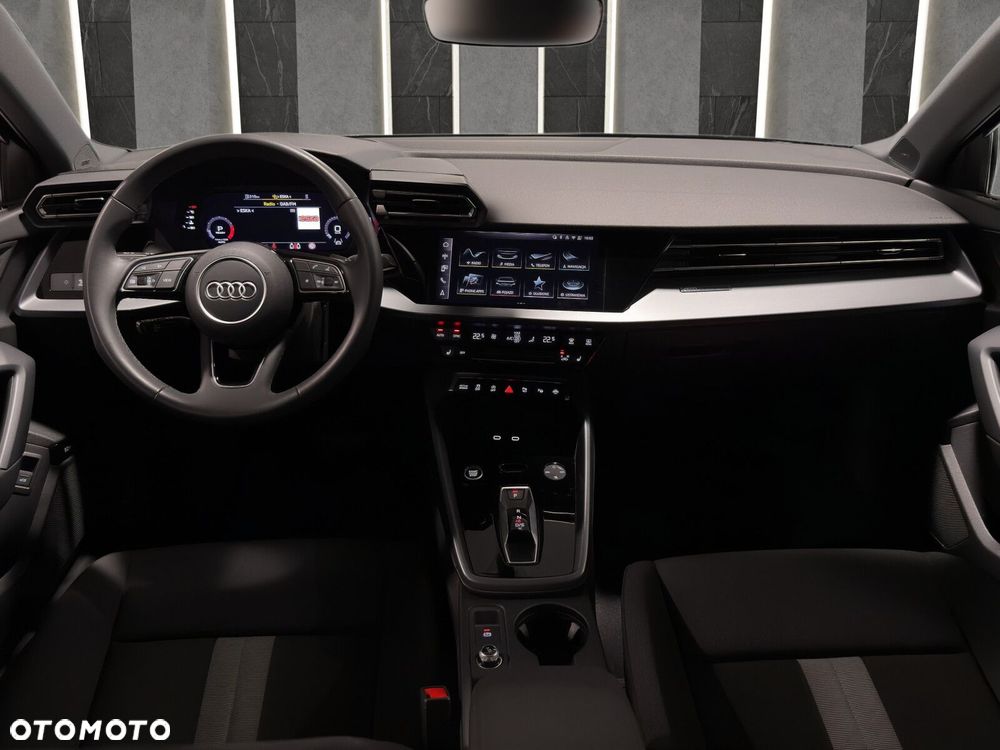 Audi A3 Sportback - 11
