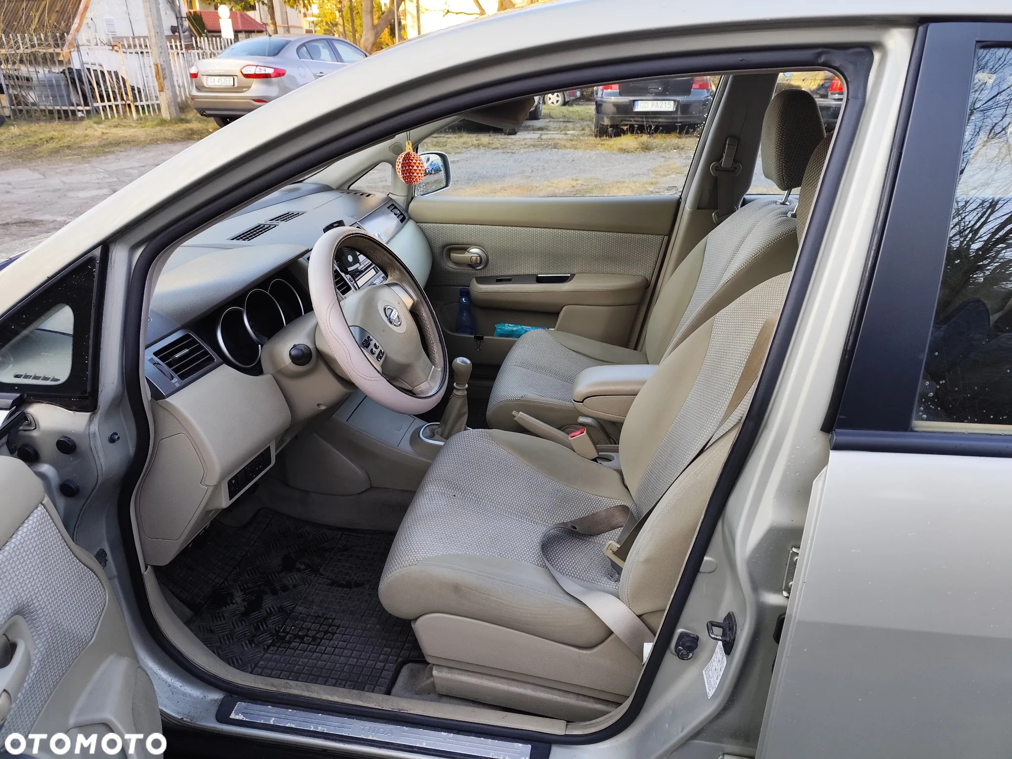 Nissan Tiida 1.8 acenta - 7