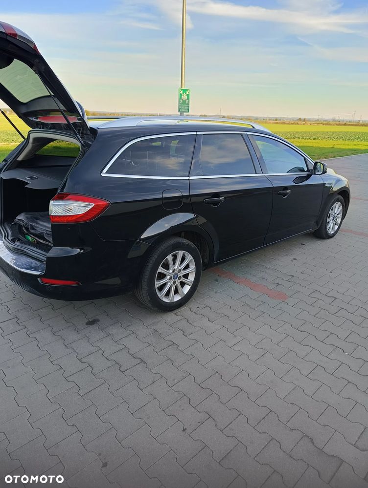 Ford Mondeo 2011 photo 4