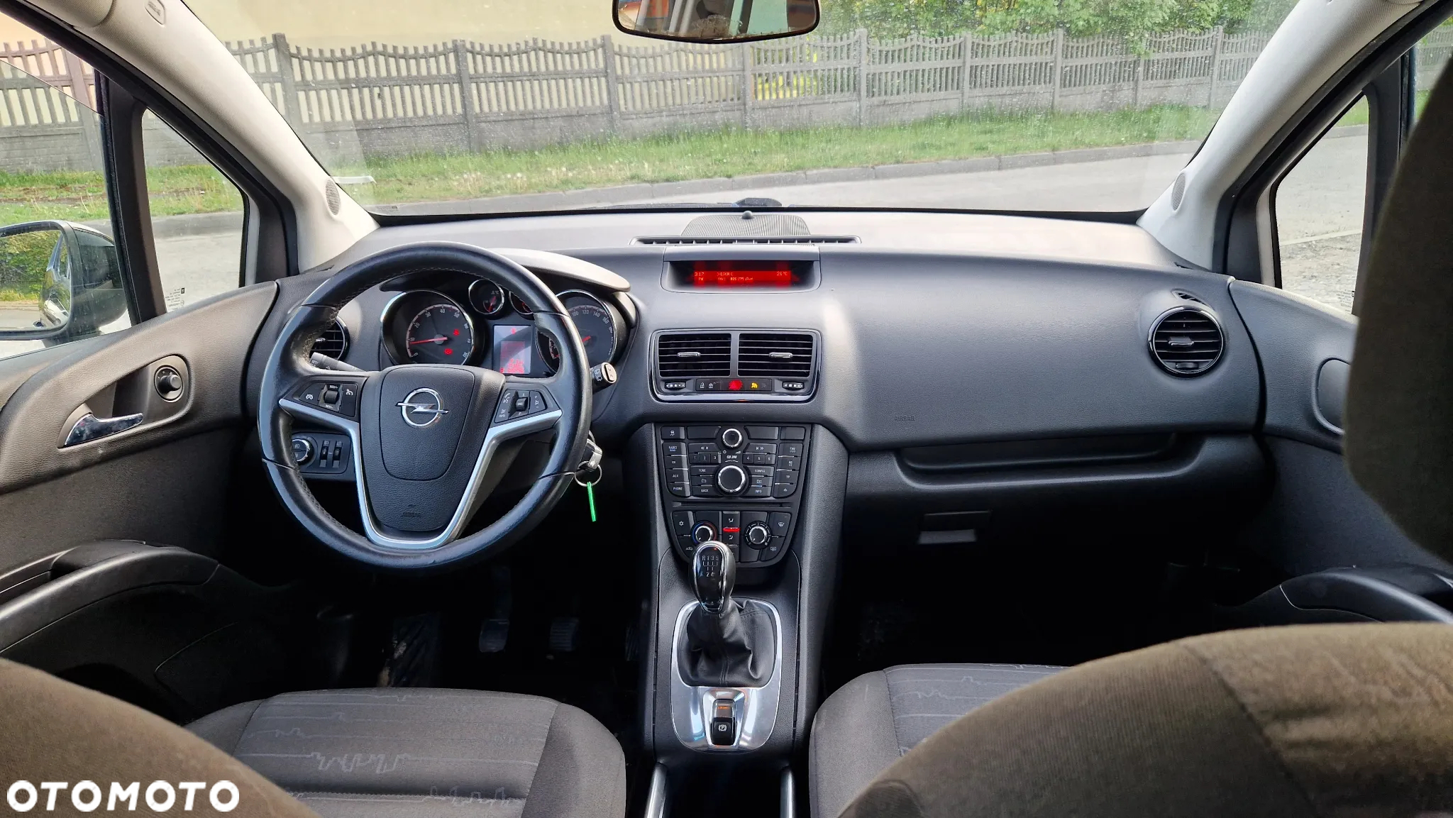 Opel Meriva - 12