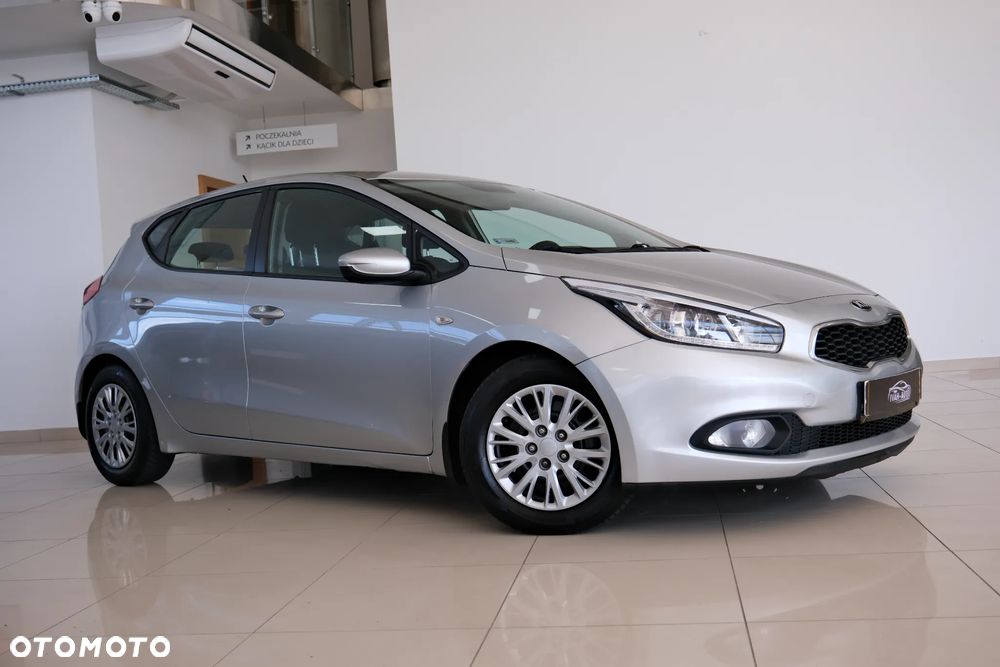 Kia Ceed - 3