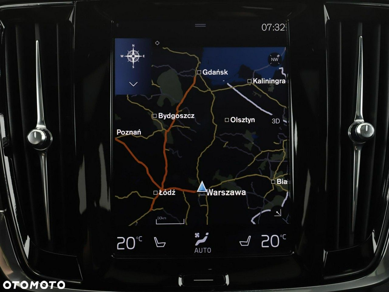 Volvo V90 D4 AWD Momentum - 26