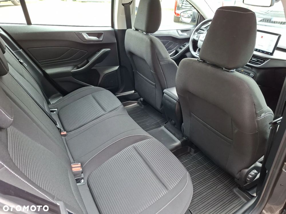 Ford Focus 1.0 EcoBoost Titanium - 35