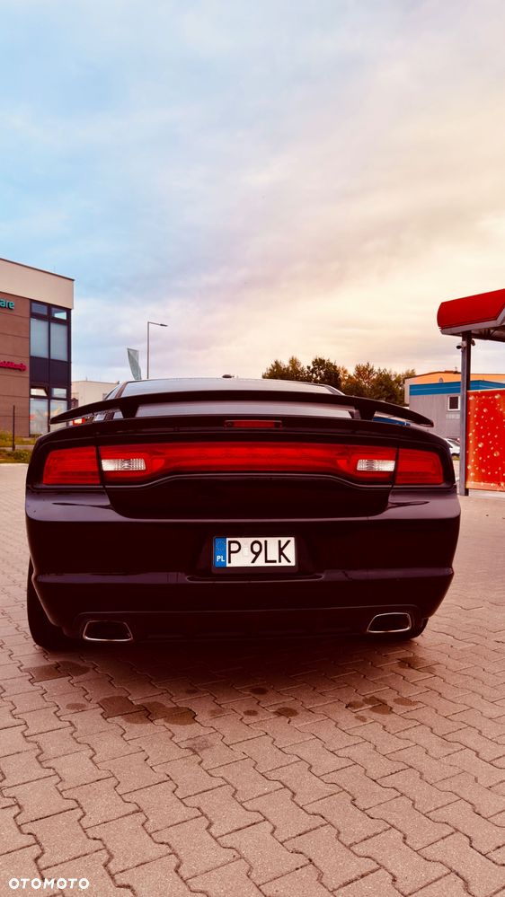 Dodge Charger - 5