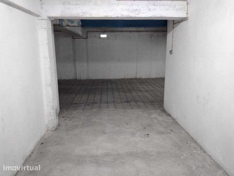 alugo garagem 12,2m2 montijo - Grande imagem: 4/7