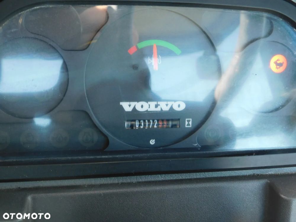 Volvo L25F łyżka dzielona cena brutto - 11