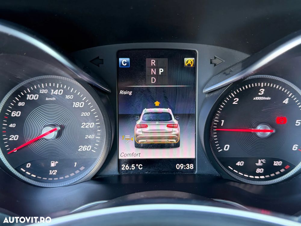 Mercedes-Benz GLC 220 d 4MATIC 9G-TRONIC - 26