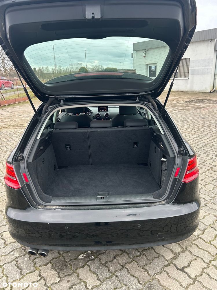 Audi A3 Sportback - 11