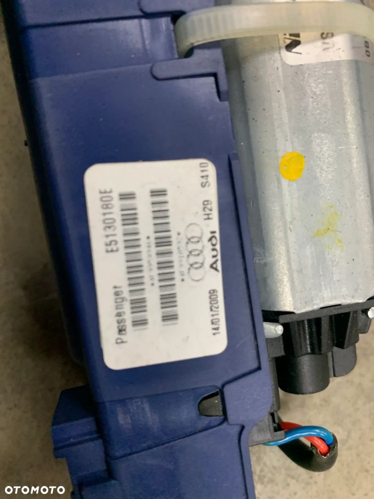 siłownik silniczek elektrycznej klapy bagażnika prawy lewy 4F9827851G 4F9827852G A6 C6 FL Lift - 5