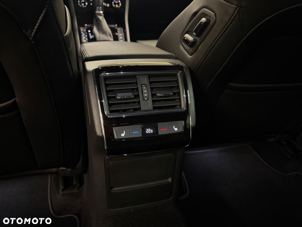 Skoda Superb 2.0 TSI 4x4 L&K DSG - 20