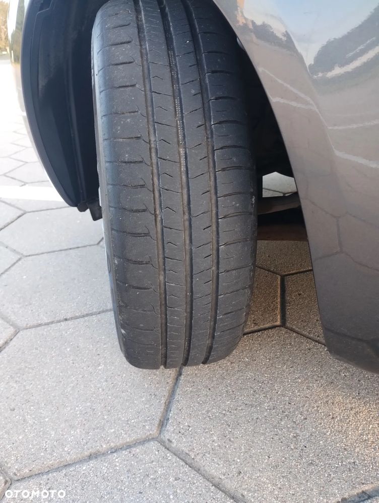 Toyota Yaris 1.33 2010 - 12