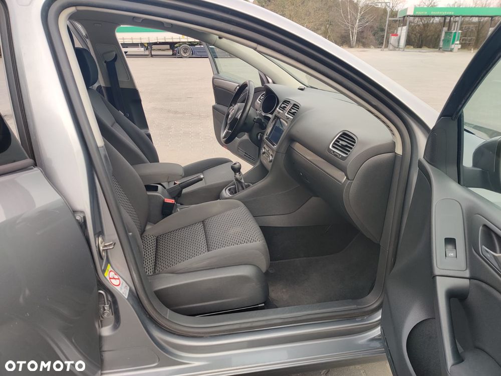 Volkswagen Golf 2.0 TDI DPF Comfortline - 16